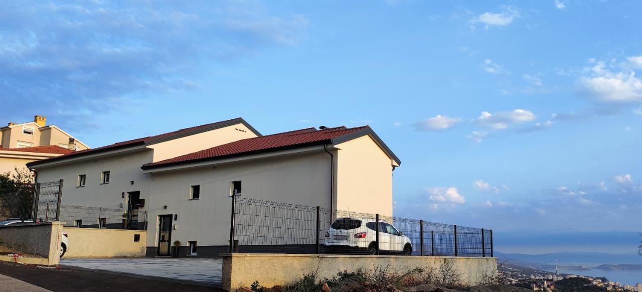 Drenova Hills Appartement Rijeka Buitenkant foto